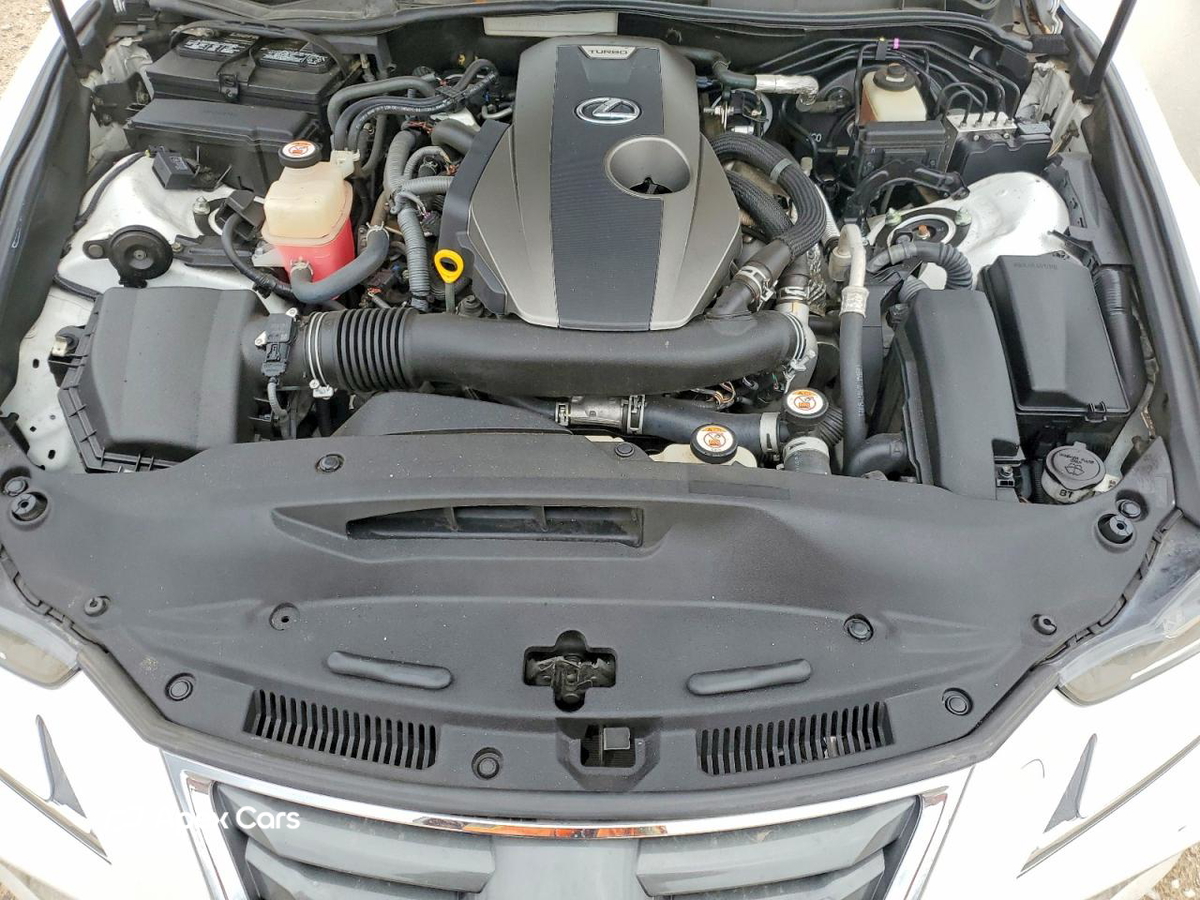 Lexus IS 2019