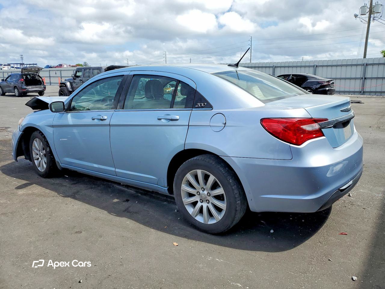 Chrysler 200 2013