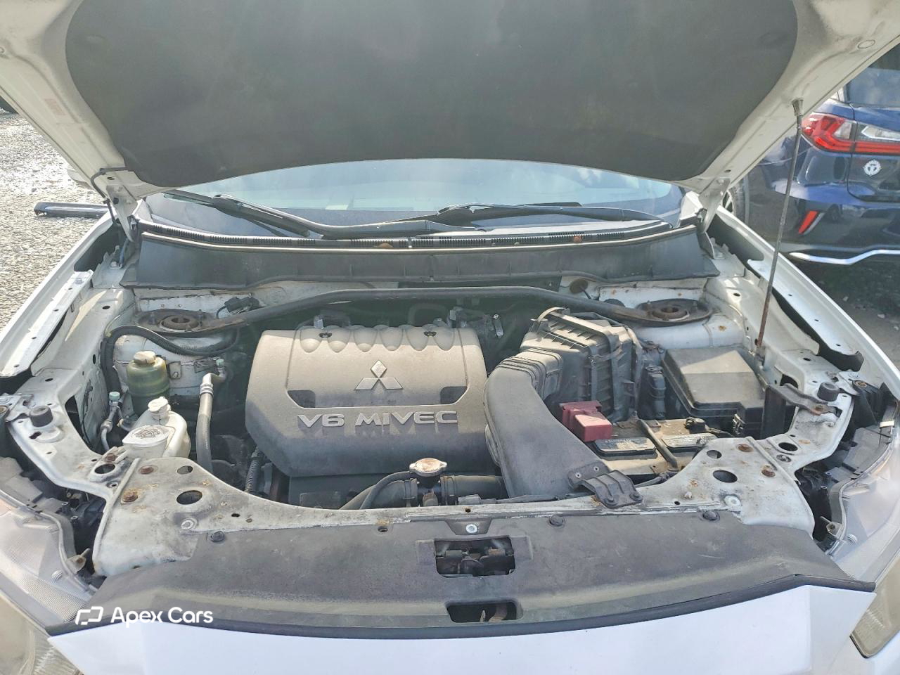 Mitsubishi Outlander 2010