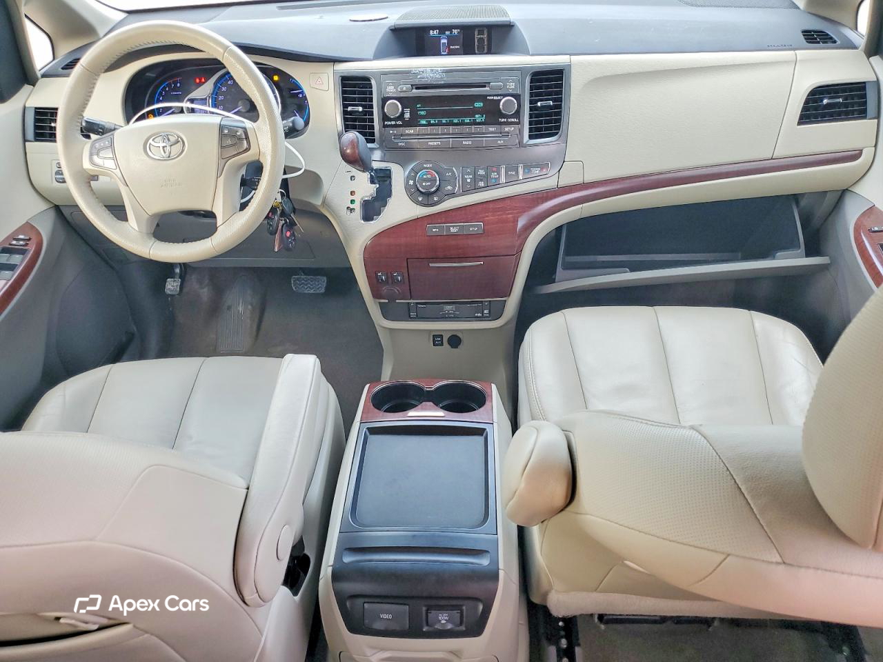 Toyota Sienna 2011