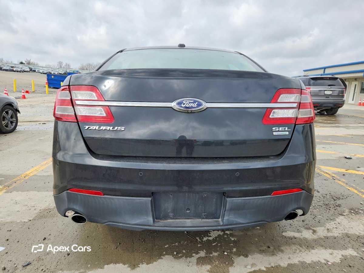Ford Taurus 2014