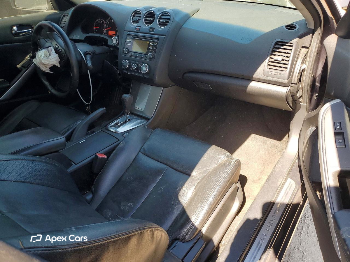 Nissan Altima 2012