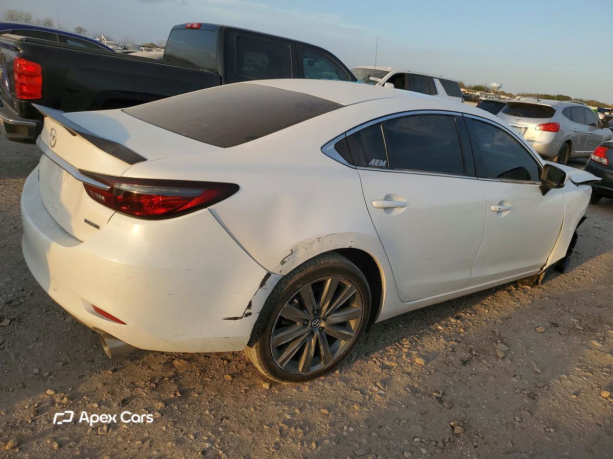 Mazda 6 2021