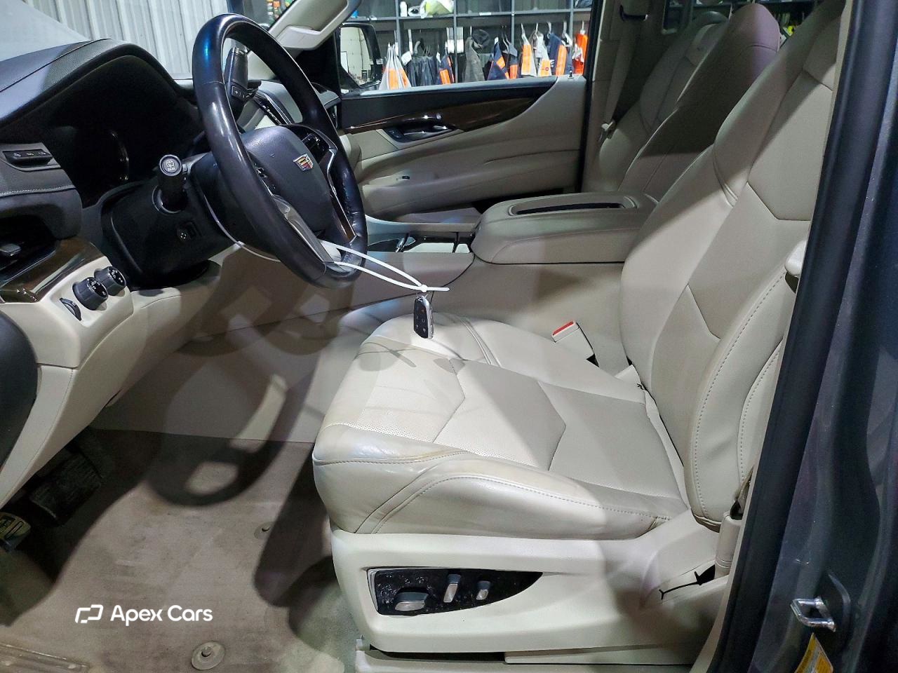 Cadillac Escalade 2018