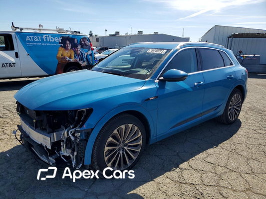 Audi e-tron 2019 - Image 1 of 15