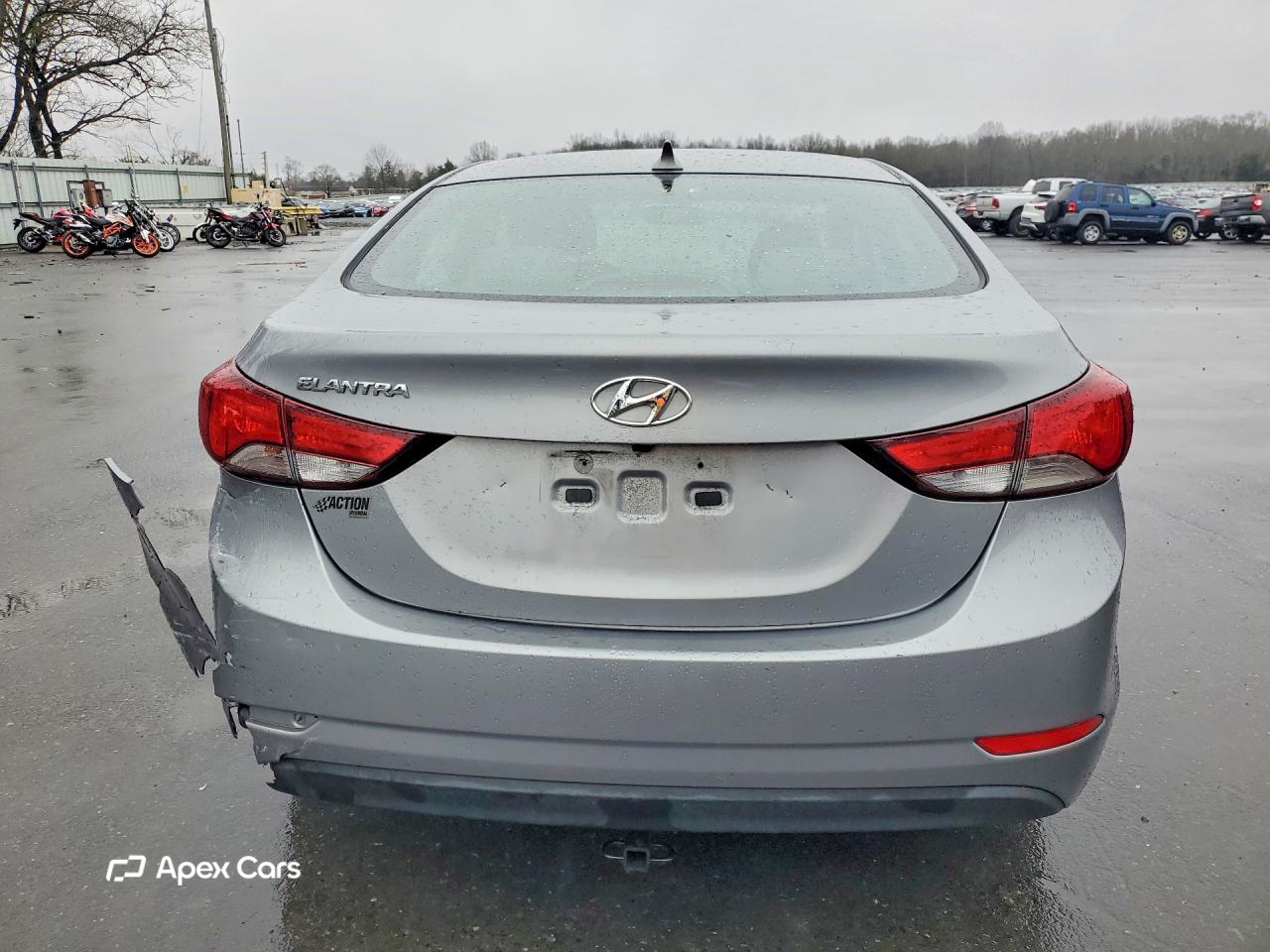 Hyundai Elantra 2015