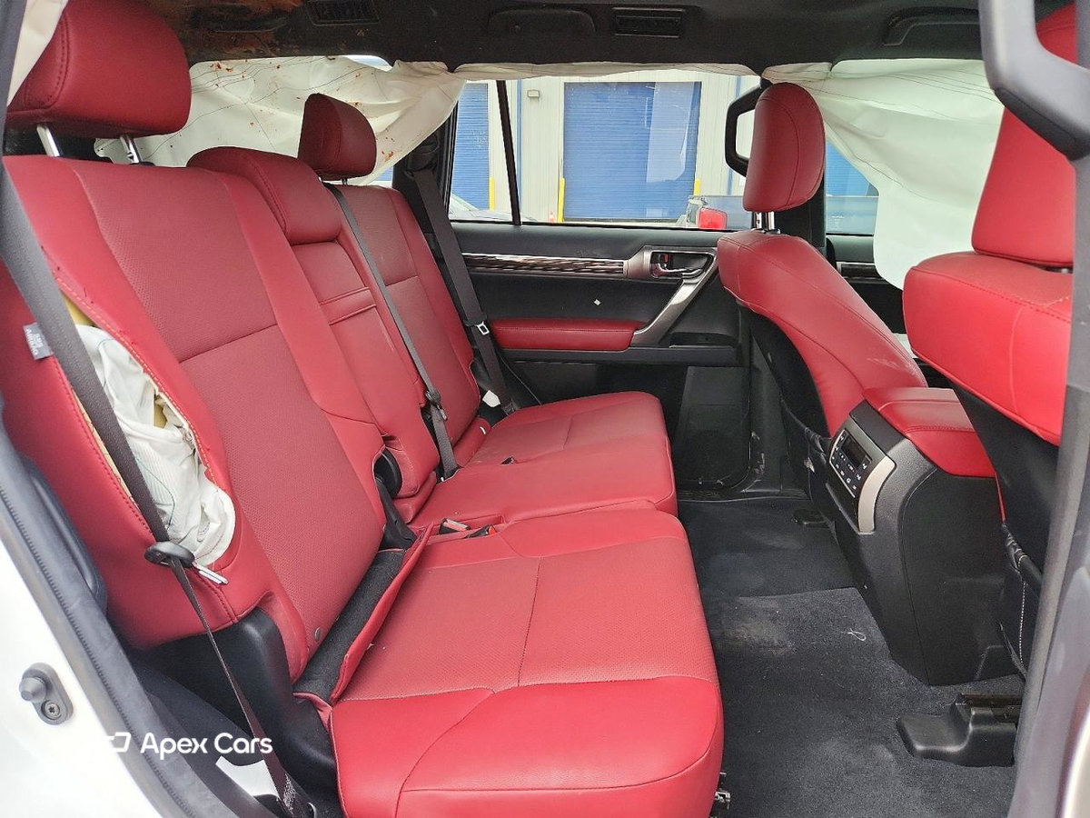 Lexus GX 2023