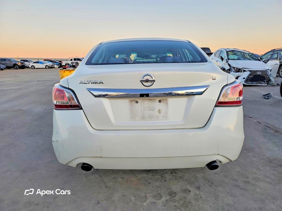Nissan Altima 2015