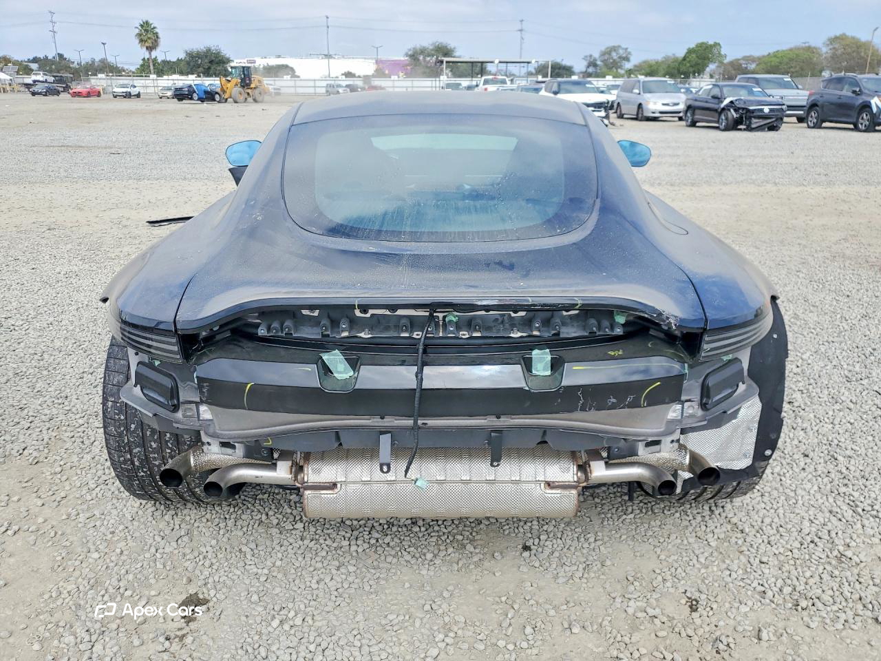 Aston Martin Vantage 2025