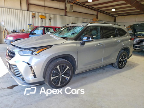 Toyota Highlander 2021 - Image 1 of 13