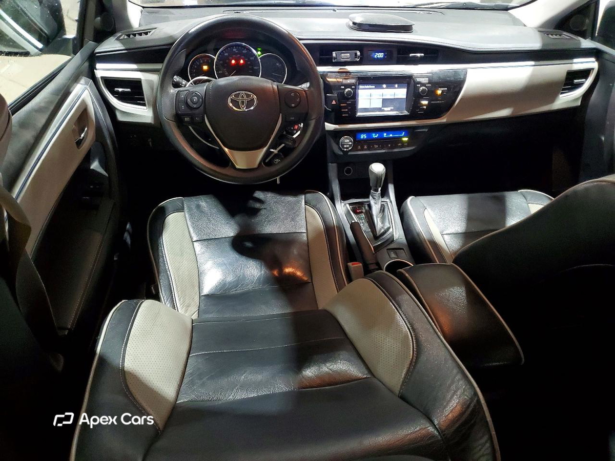 Toyota Corolla 2015
