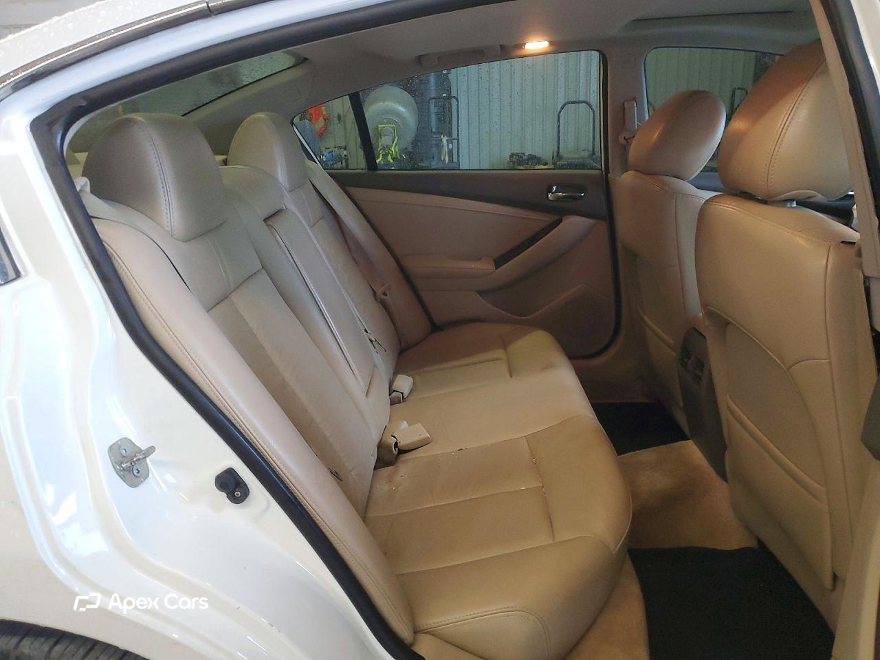 Nissan Altima 2012