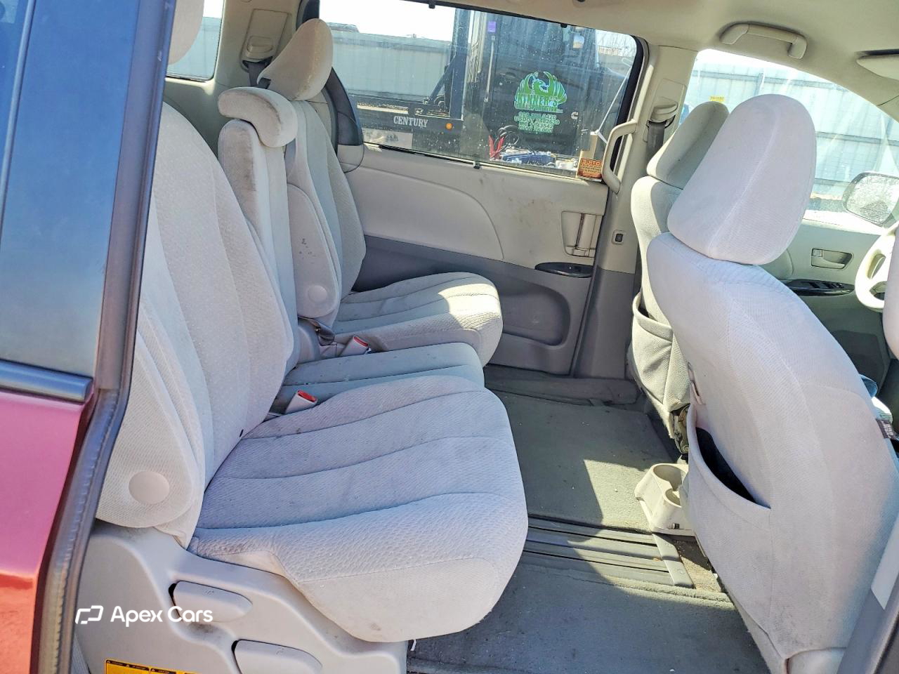 Toyota Sienna 2011