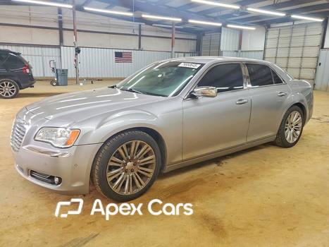 Chrysler 300 2013 - Image 1 of 13