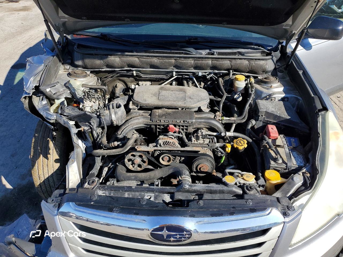 Subaru Outback 2011