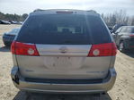 Toyota Sienna 2010