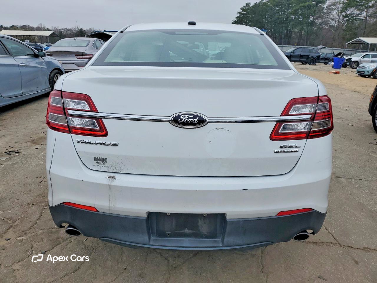 Ford Taurus 2014