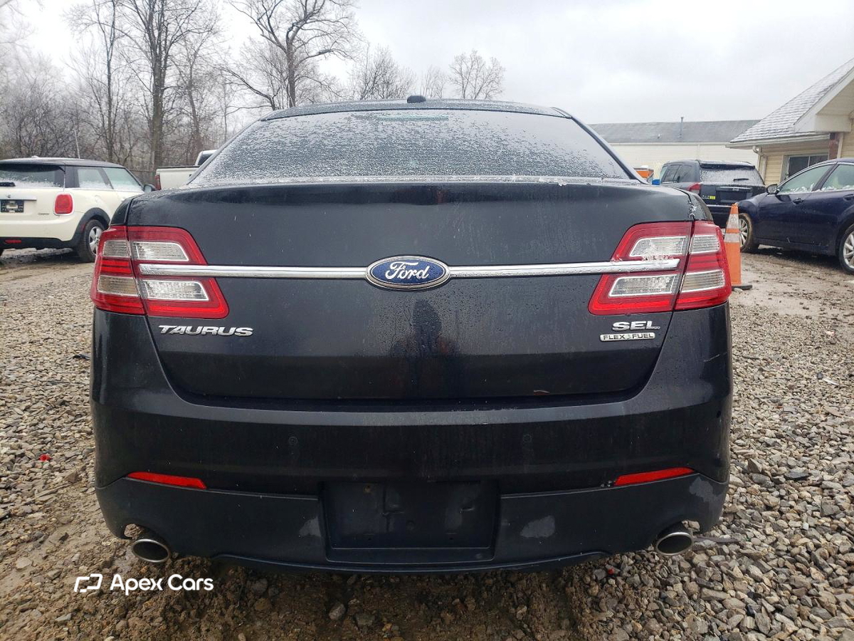 Ford Taurus 2013
