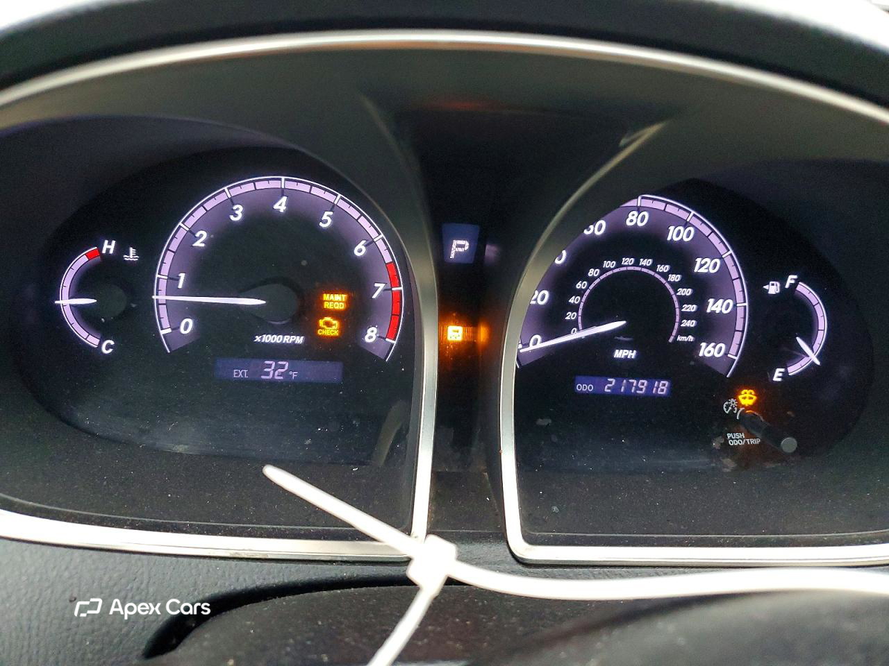 Toyota Avalon 2011