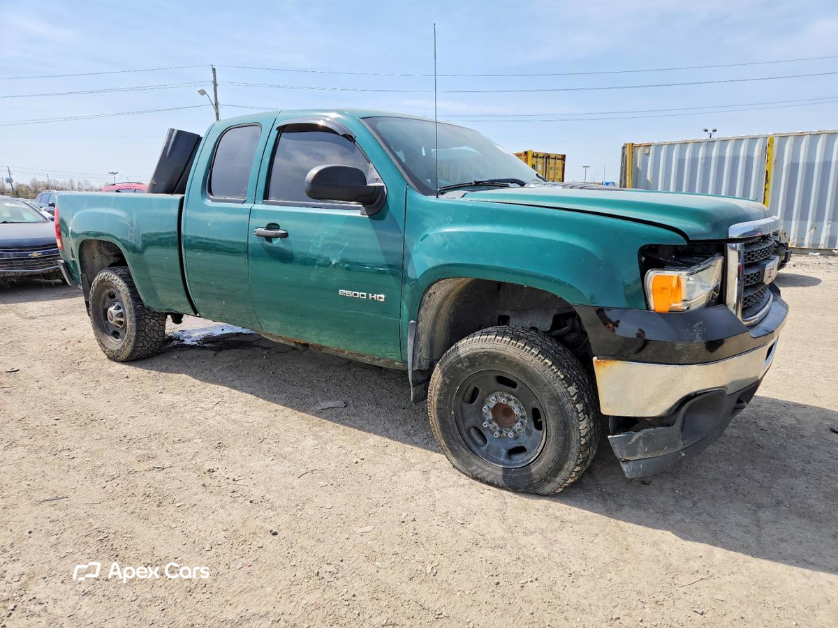 GMC  2011