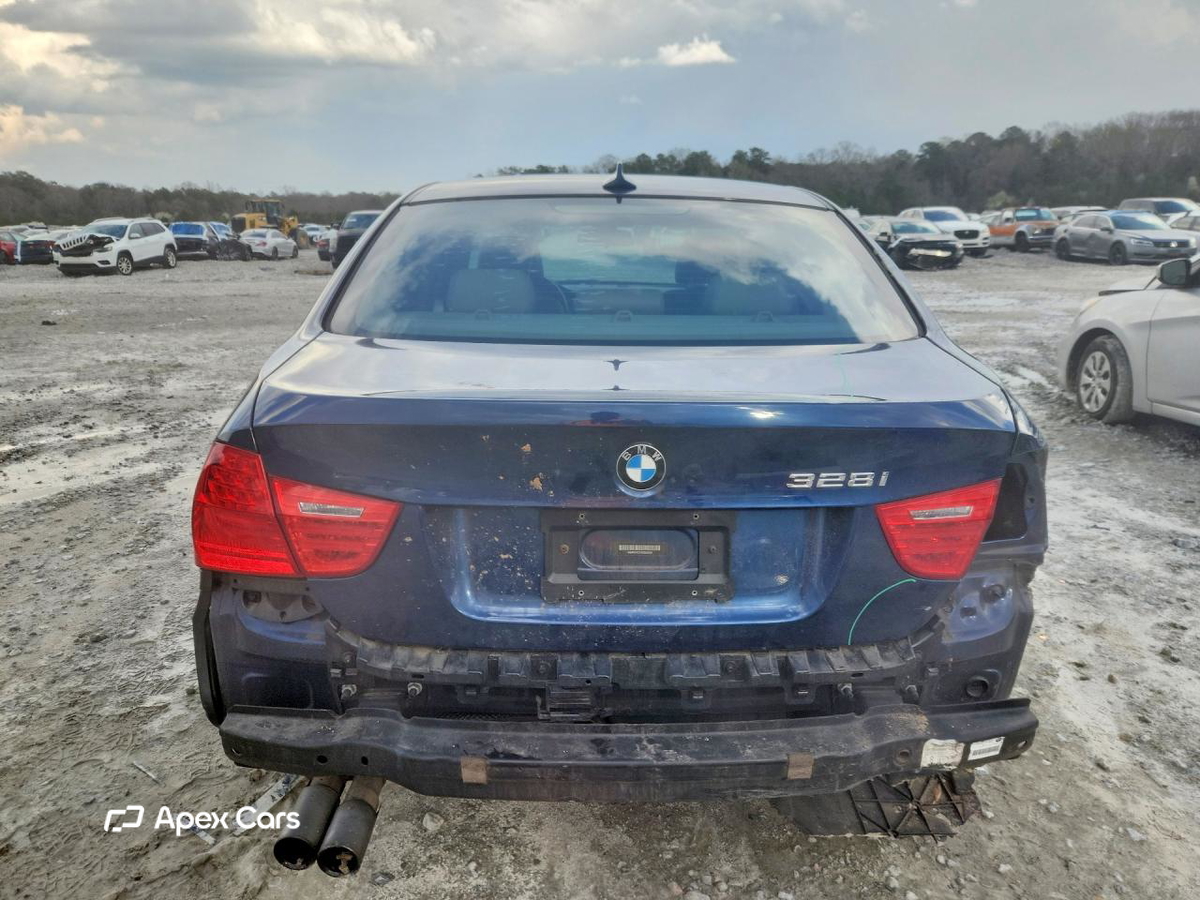 BMW Series 3 2011