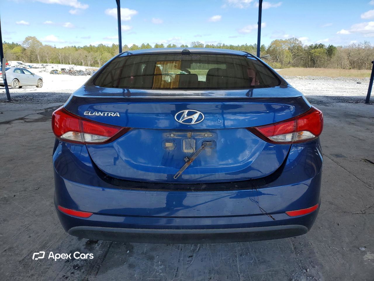 Hyundai Elantra 2016