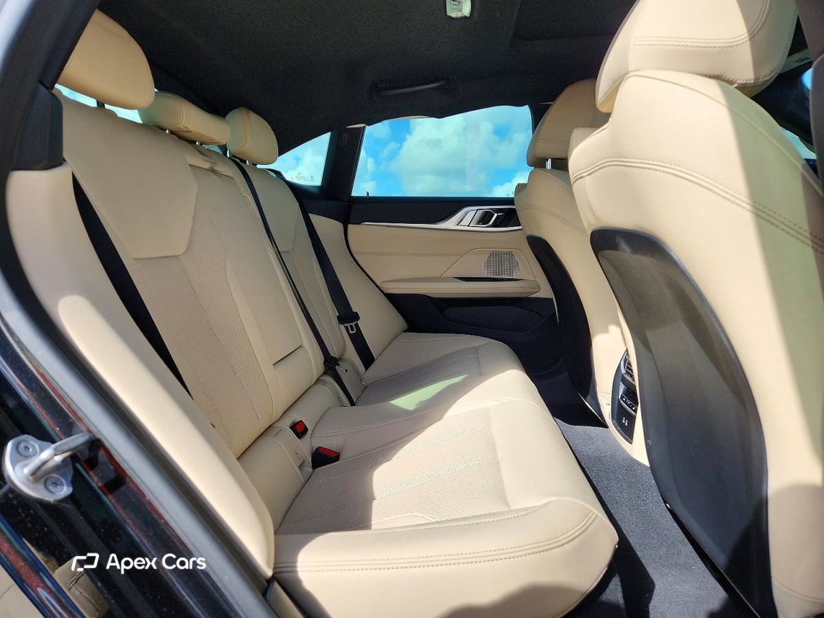 BMW i4 2025