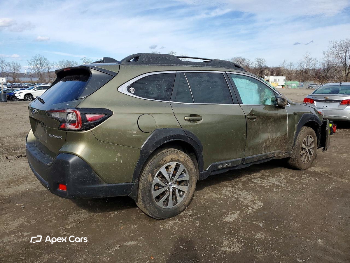 Subaru Outback 2025