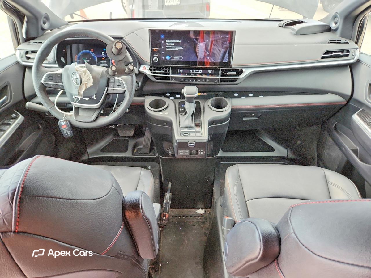 Toyota Sienna 2025