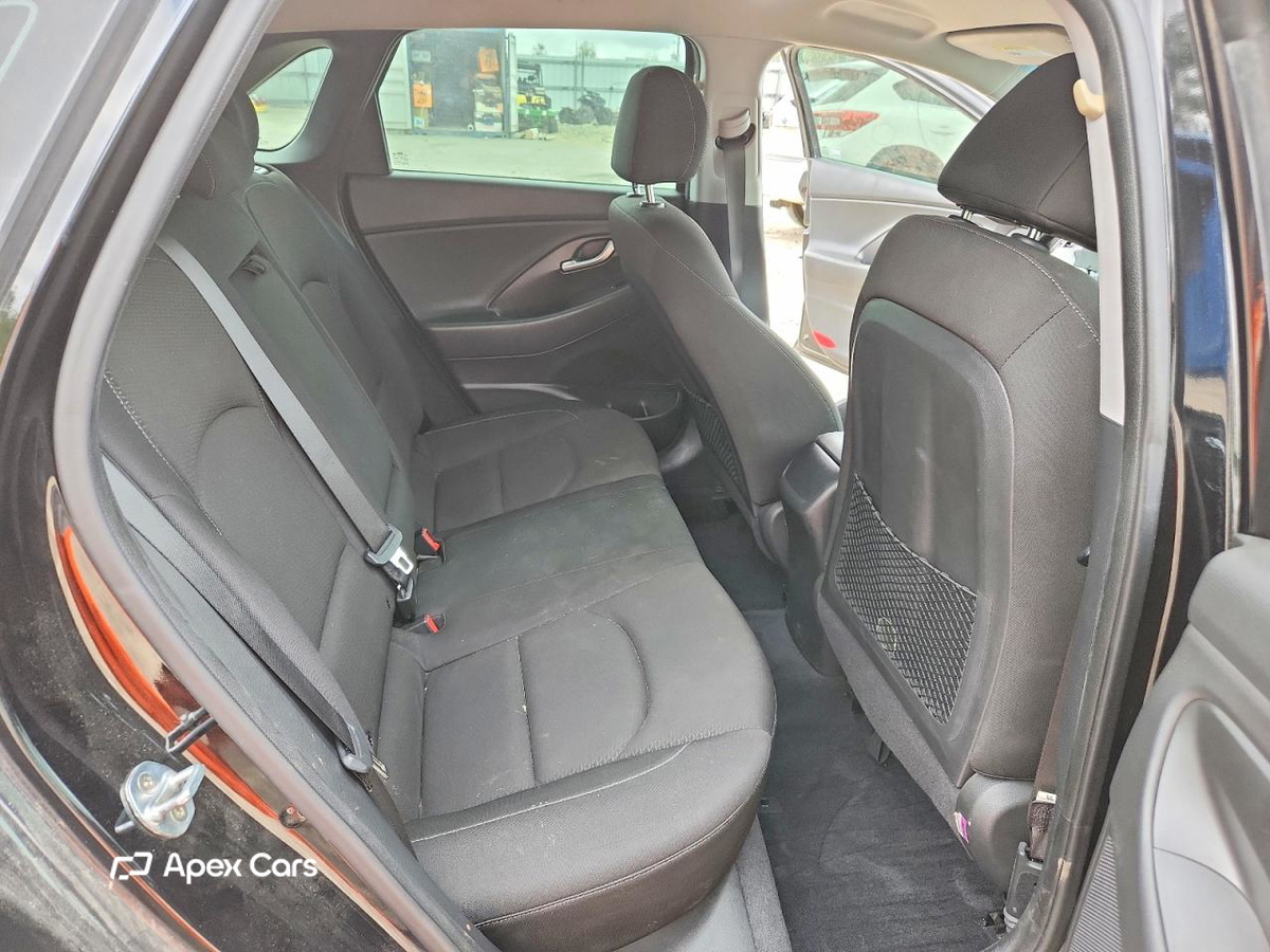 Hyundai Elantra 2018