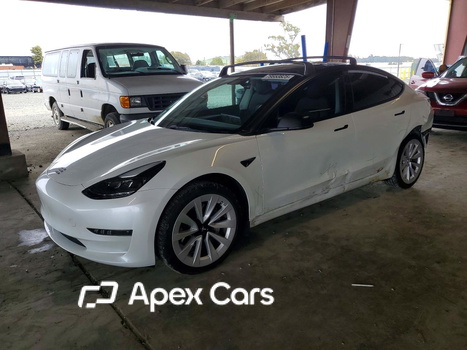 Tesla Model 3 2023 - Image 1 of 13