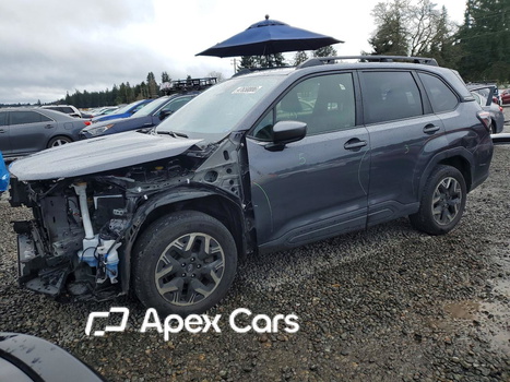 Subaru Forester 2025 - Image 1 of 14