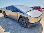 Tesla Cybertruck 2025