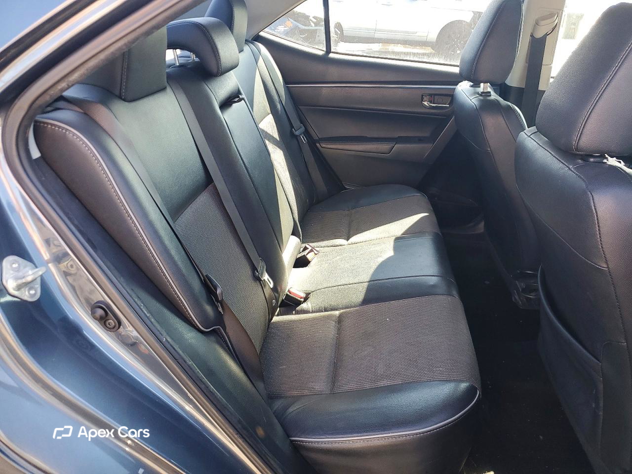 Toyota Corolla 2015