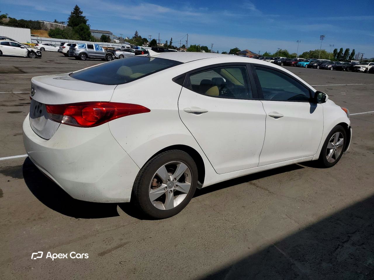Hyundai Elantra 2013