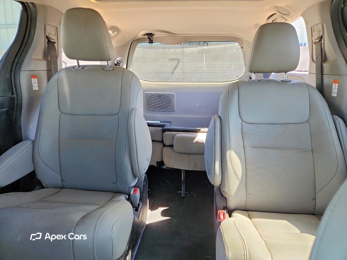 Toyota Sienna 2017