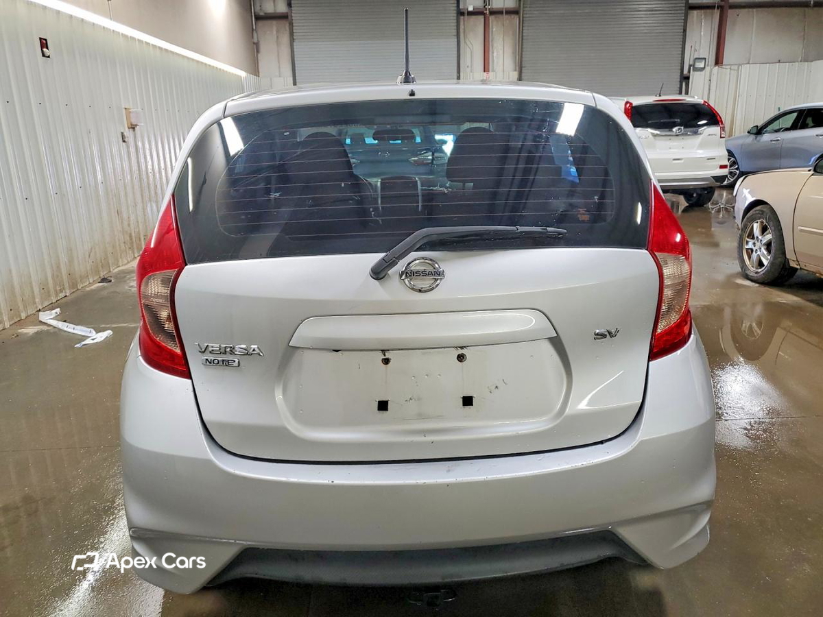 Nissan Versa 2018