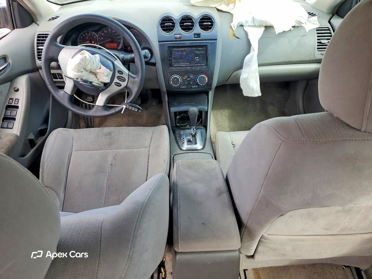 Nissan Altima 2010