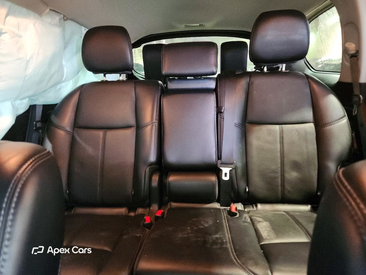 Nissan Pathfinder 2019