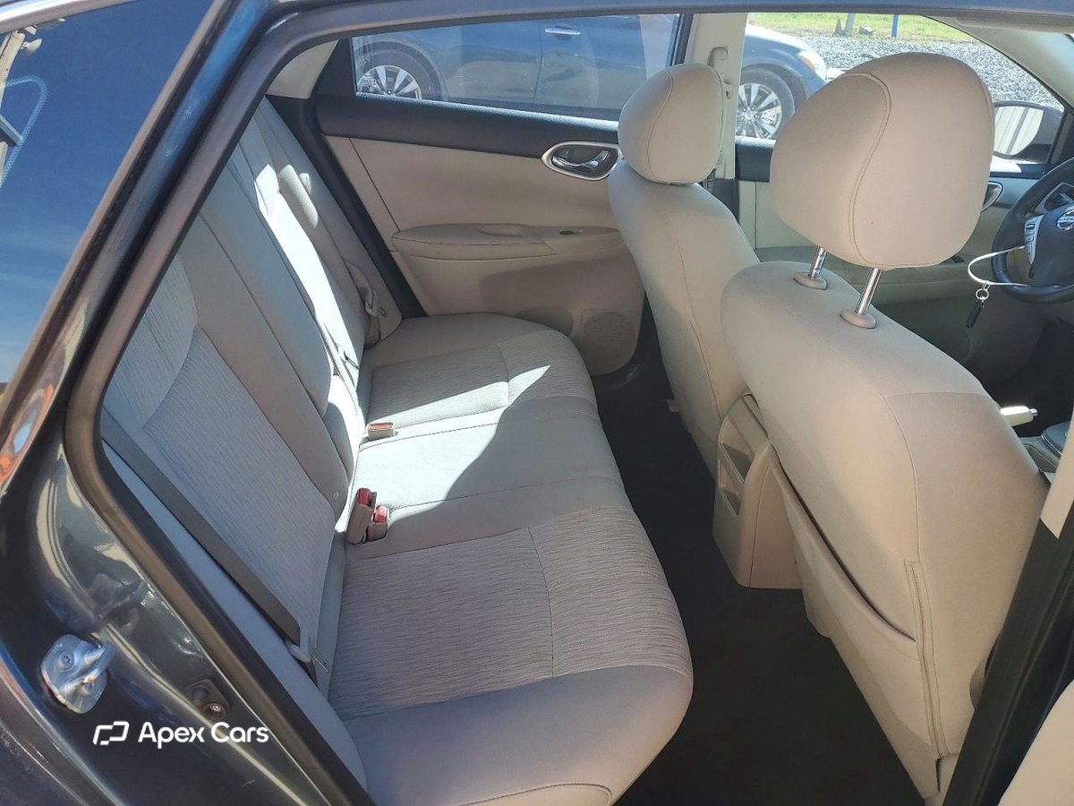 Nissan Sentra 2015