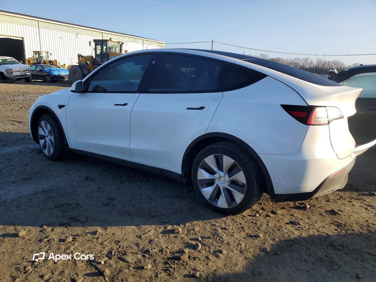 Tesla Model Y 2023