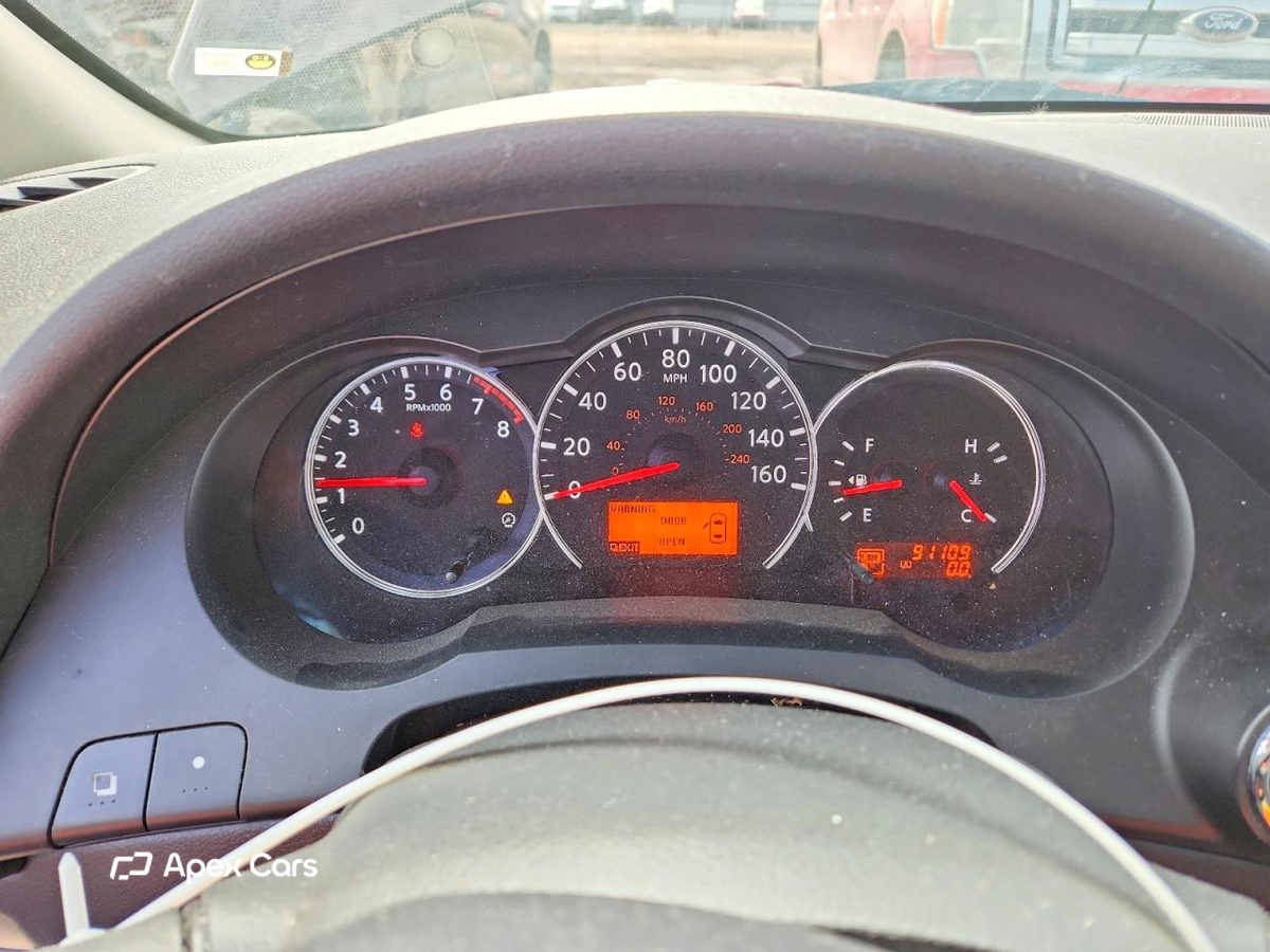 Nissan Altima 2010