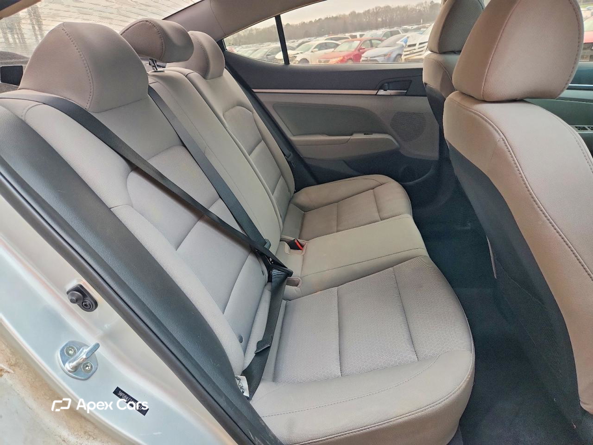 Hyundai Elantra 2018