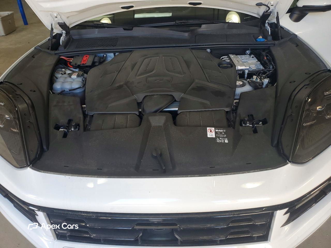 Porsche Cayenne 2025