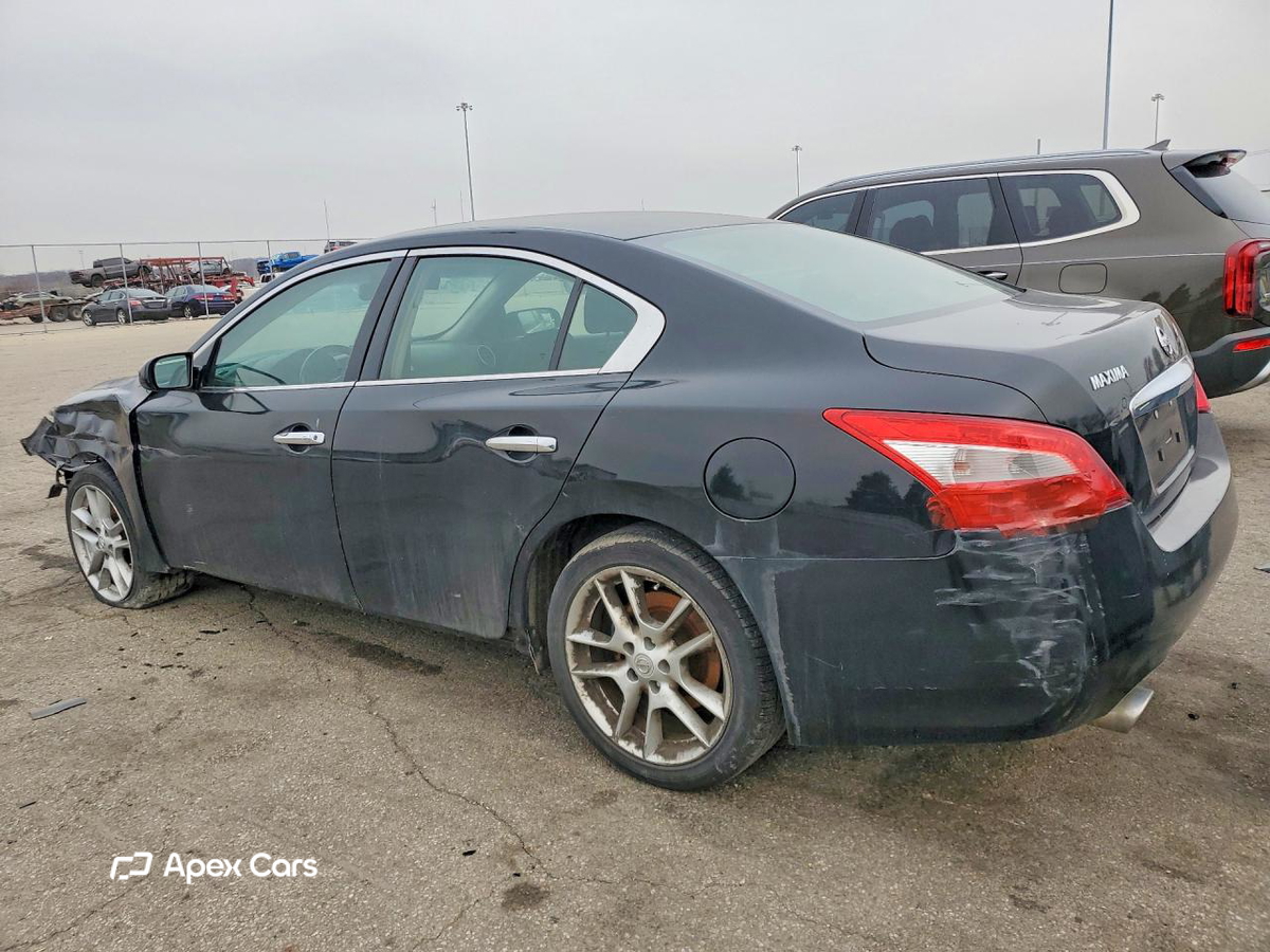 Nissan Maxima 2011