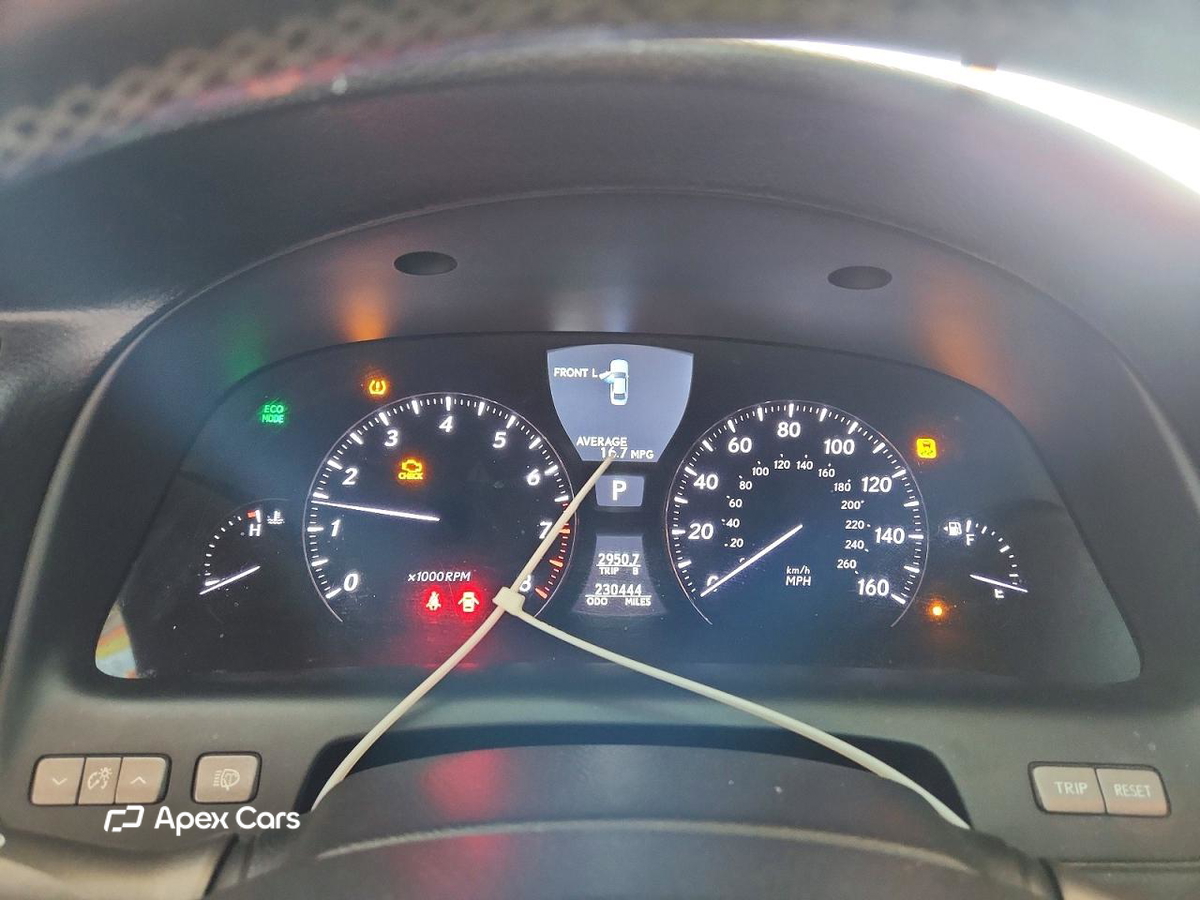 Lexus LS 2010