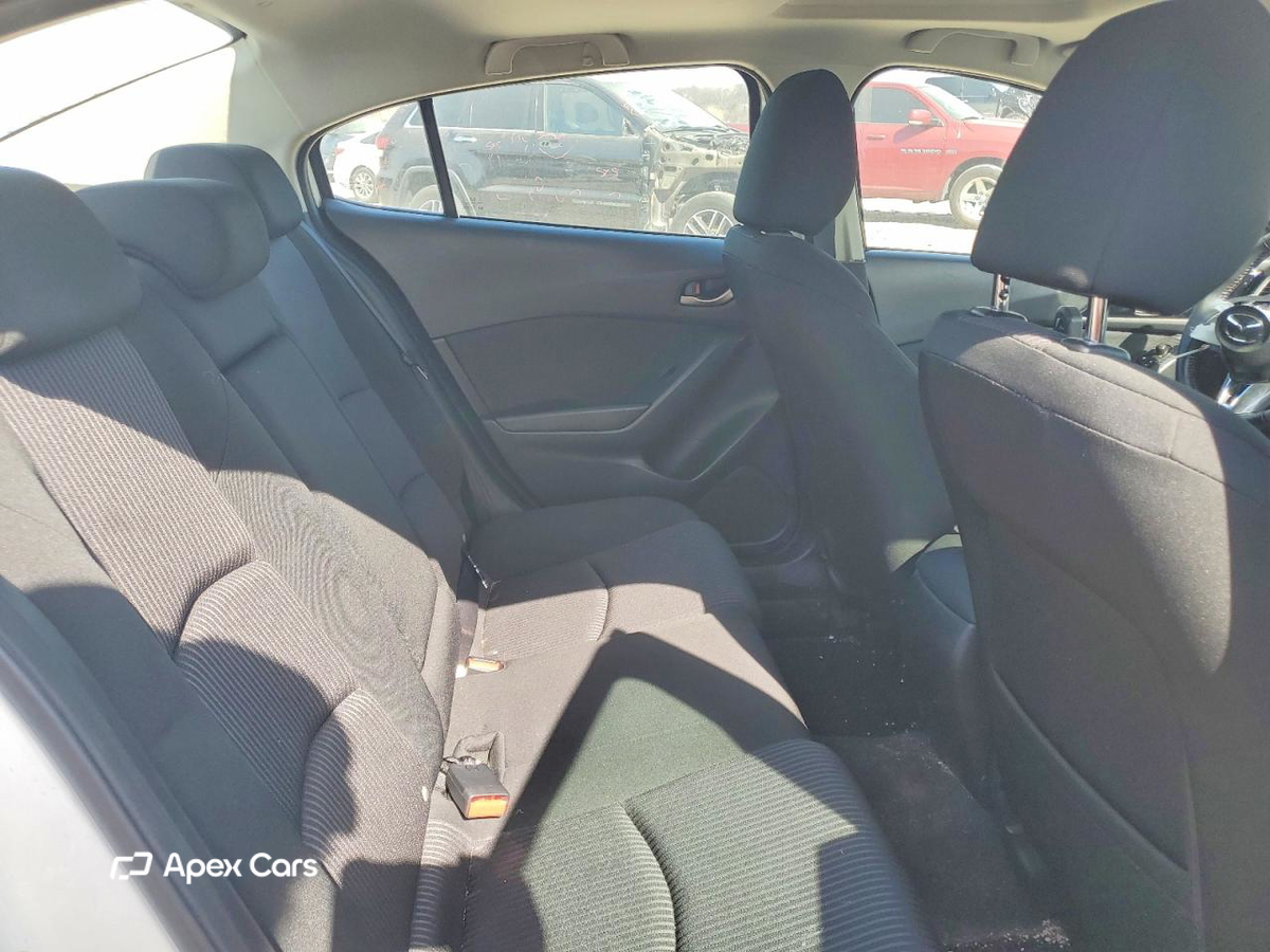 Mazda 3 2015
