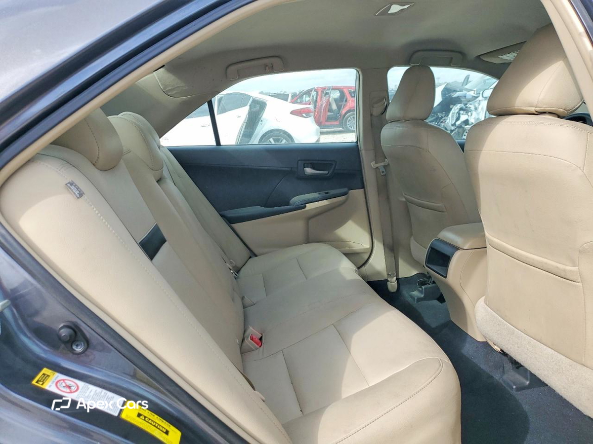 Toyota Camry 2012