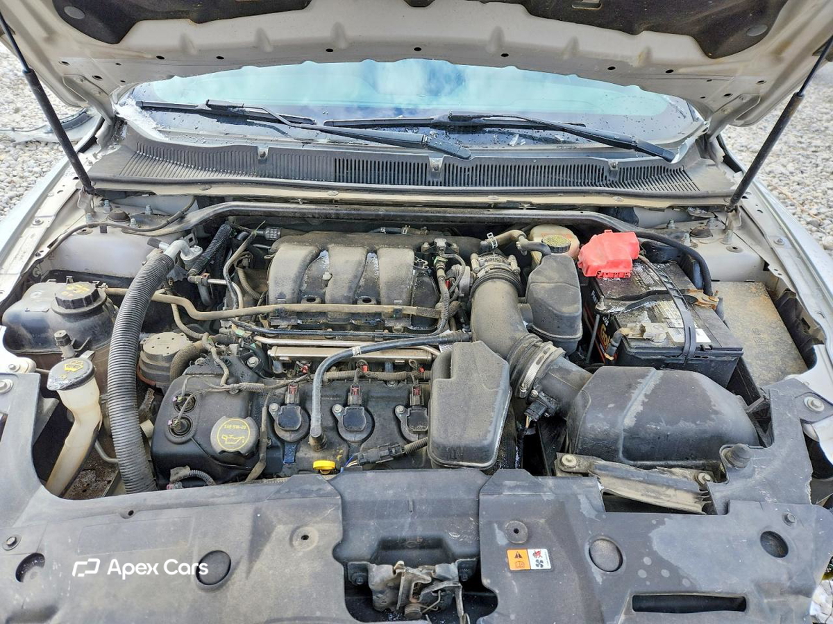 Ford Taurus 2015