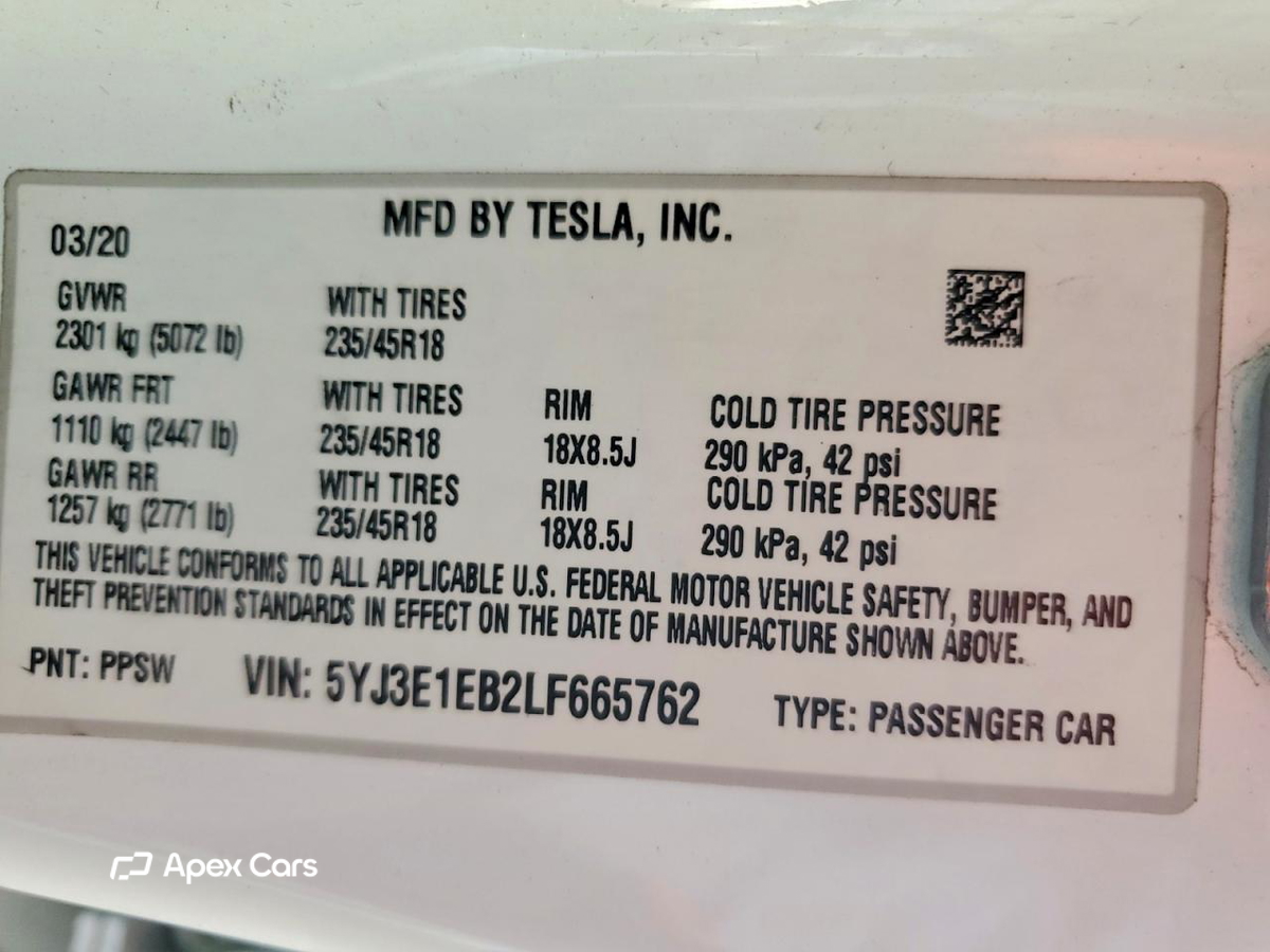 Tesla Model 3 2020